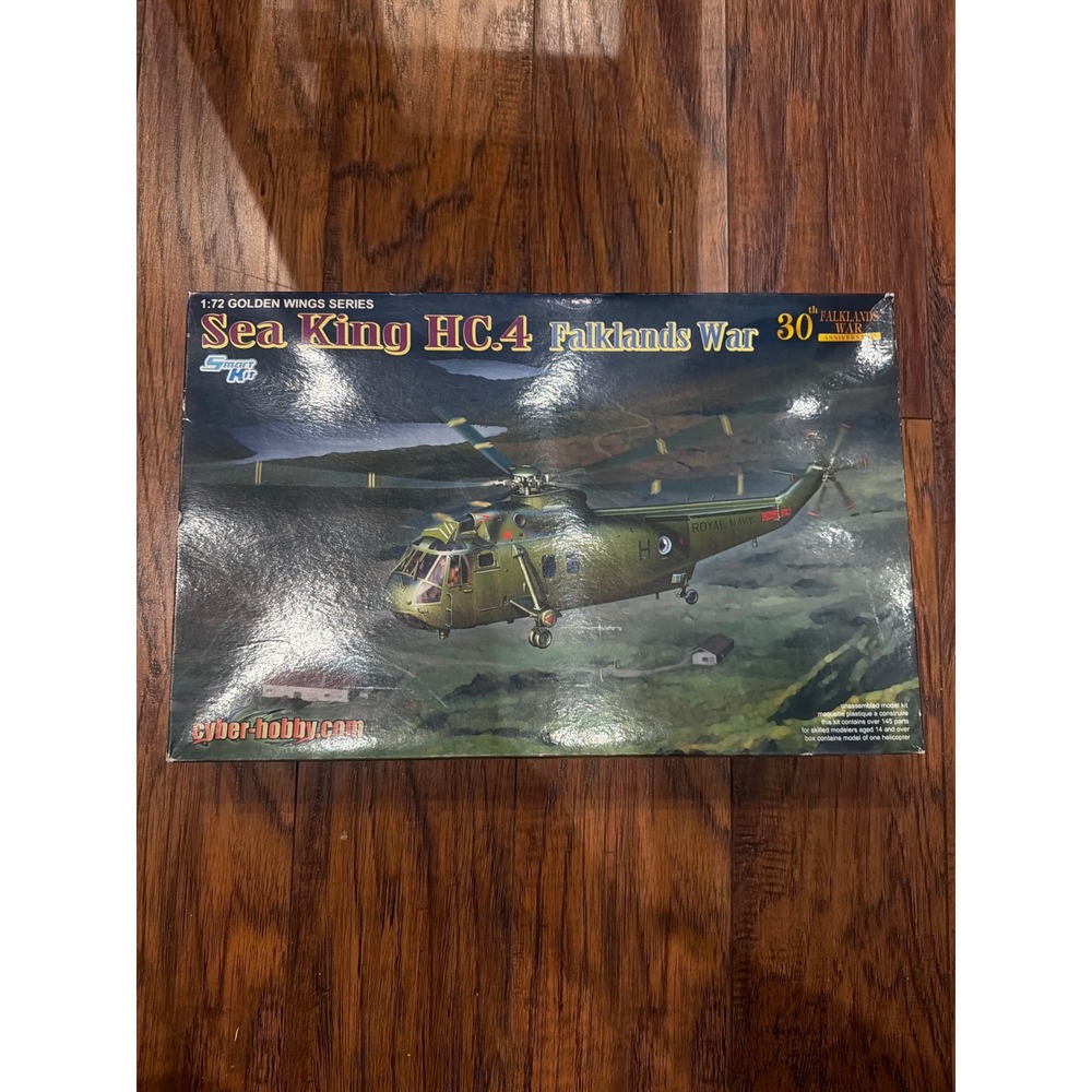 Cyber-Hobby Sea King HC.4 Falklands War 1:72 Model Kit 5073 Golden Wings Series
